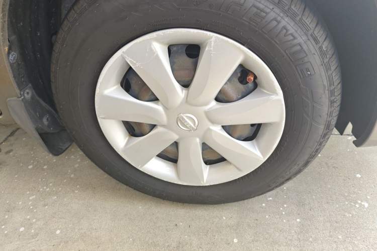 Used Nissan Sunny 2016 1.5XE CVT Leading Edition Right Front Wheel Hub
