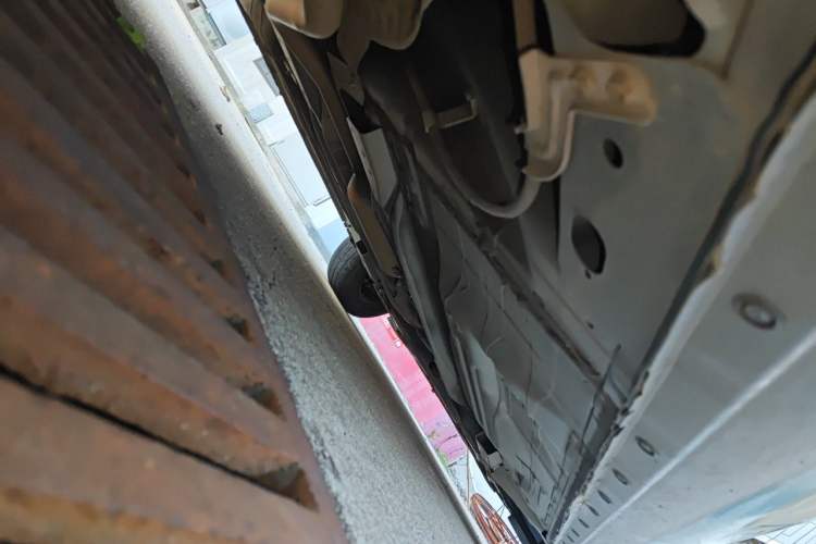Used Nissan Sunny 2016 1.5XE Manual Leading Edition Chassis Rear Right