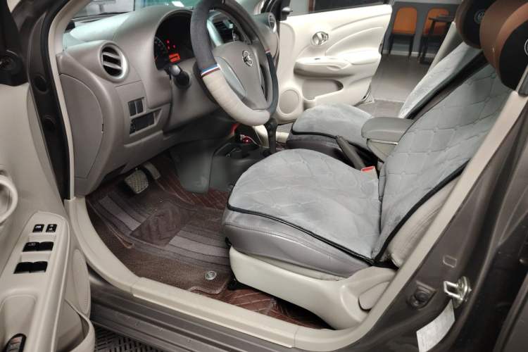 Used Nissan Sunny 2016 1.5XE CVT Leading Edition Driver Seat