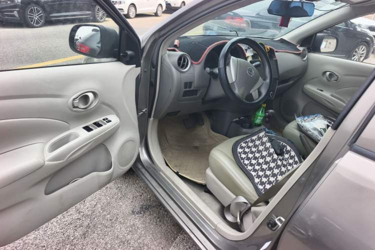 Used Nissan Sunny 2016 1.5XE CVT Leading Edition Driver Seat