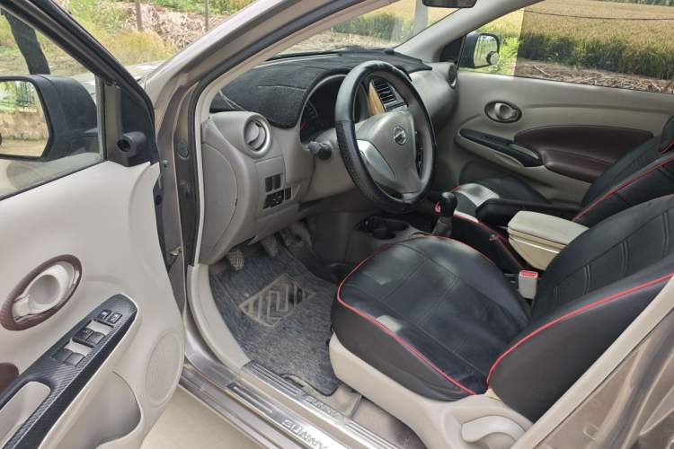 Used Nissan Sunny 2016 1.5XE Manual Leading Edition Driver Seat