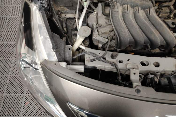 Used Nissan Sunny 2016 1.5XE CVT Leading Edition Engine Bay Right