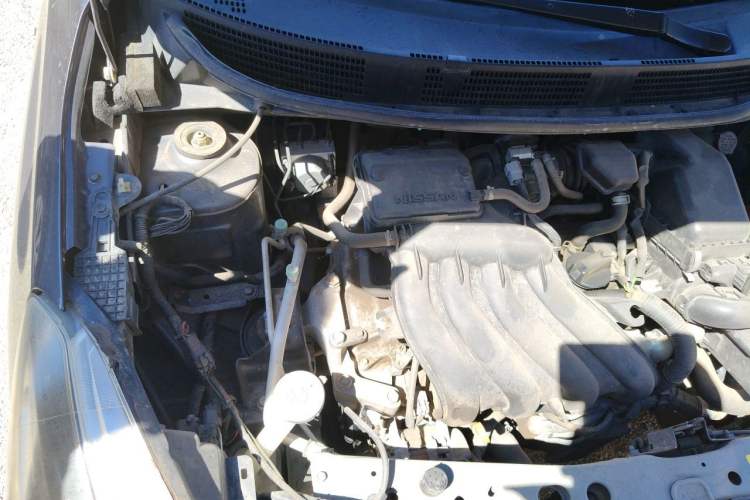 Used Nissan Sunny 2016 1.5XE Manual Leading Edition Engine Bay Right