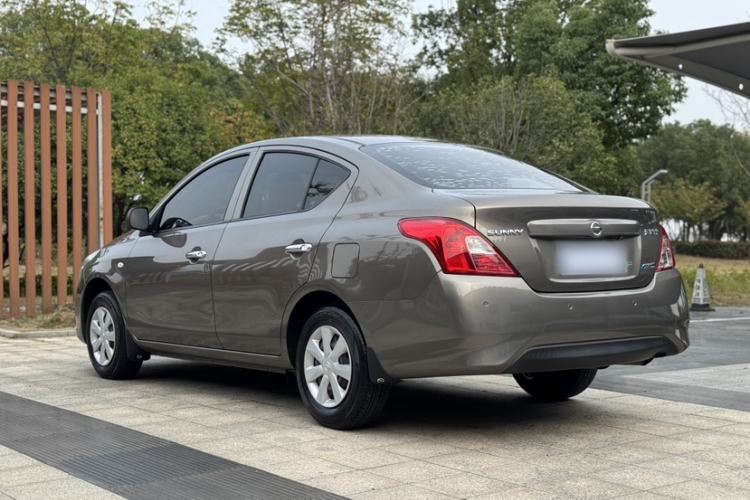Used Nissan Sunny 2016 1.5XE CVT Leading Edition Exterior 4