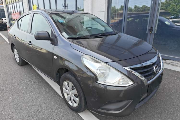 Used Nissan Sunny 2016 1.5XE Manual Leading Edition Front Right 45 Deg