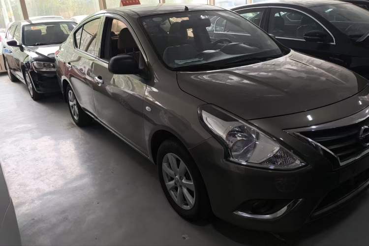 Used Nissan Sunny 2016 1.5XE CVT Leading Edition Front Right 45 Deg
