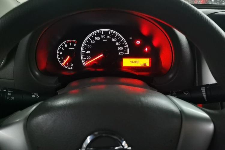 Used Nissan Sunny 2016 1.5XE Manual Leading Edition Instrument Cluster