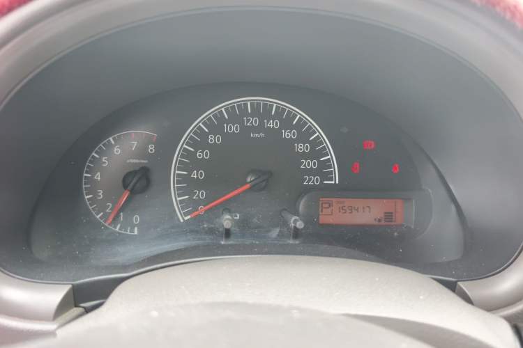 Used Nissan Sunny 2016 1.5XE CVT Leading Edition Instrument Cluster