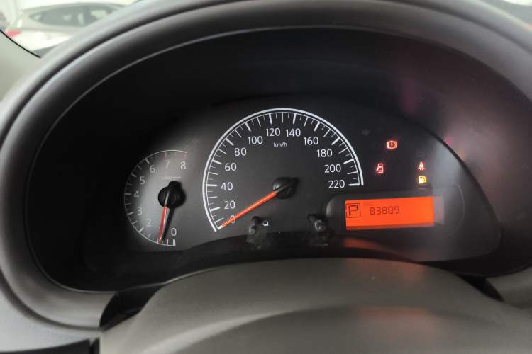 Used Nissan Sunny 2016 1.5XE CVT Leading Edition Instrument Cluster