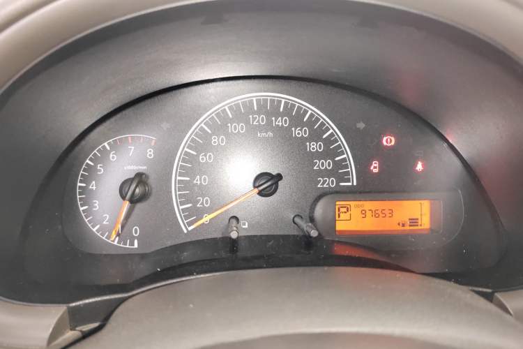 Used Nissan Sunny 2016 1.5XE CVT Leading Edition Instrument Cluster
