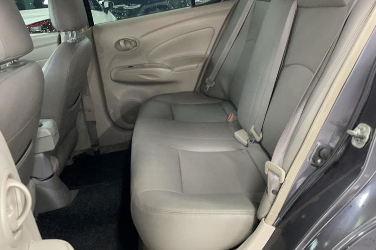 Used Nissan Sunny 2016 1.5XE CVT Leading Edition Interior 1