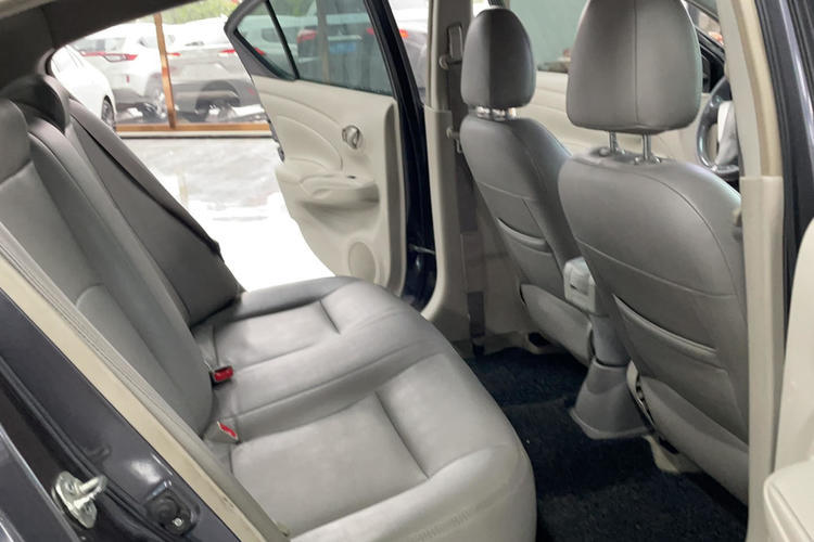 Used Nissan Sunny 2016 1.5XE CVT Leading Edition Interior 4