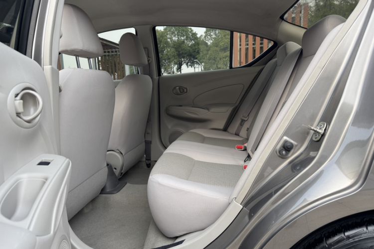 Used Nissan Sunny 2016 1.5XE CVT Leading Edition Interior 9