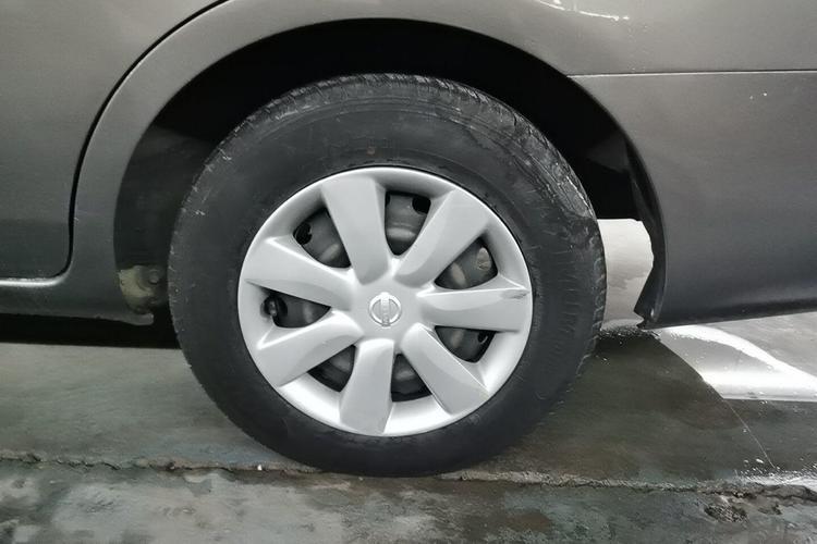 Used Nissan Sunny 2016 1.5XE Manual Leading Edition Left Rear Wheel Hub