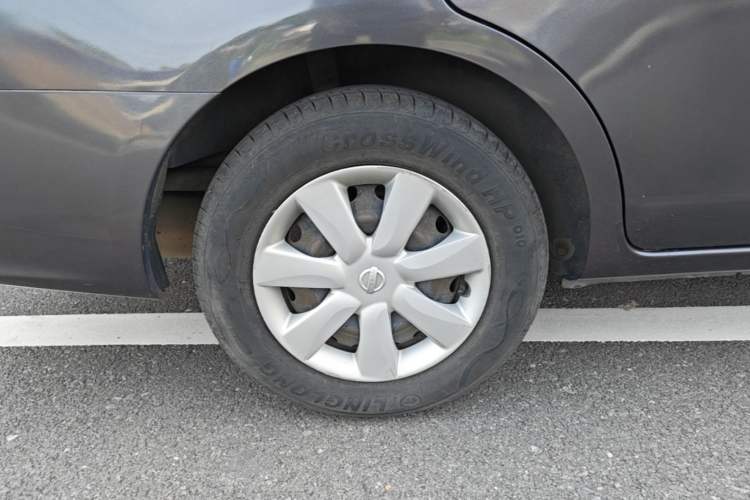 Used Nissan Sunny 2016 1.5XE Manual Leading Edition Right Rear Wheel Hub