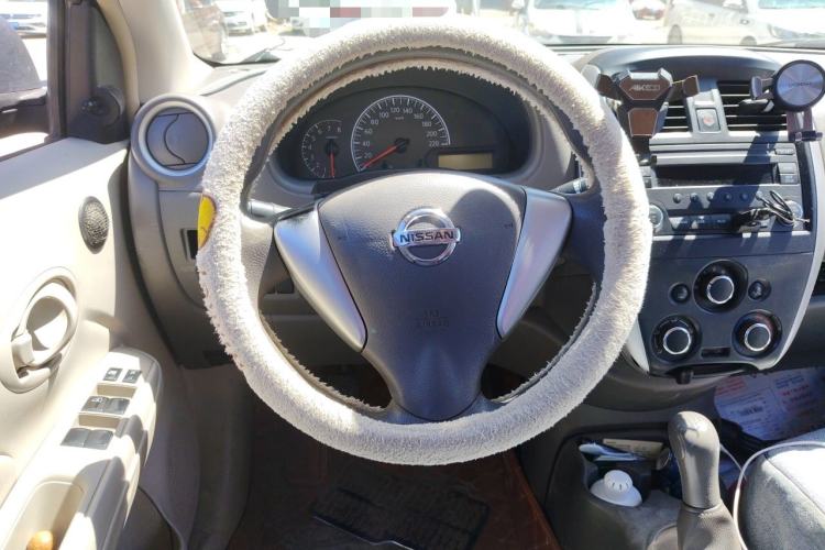Used Nissan Sunny 2016 1.5XE Manual Leading Edition Steering Wheel