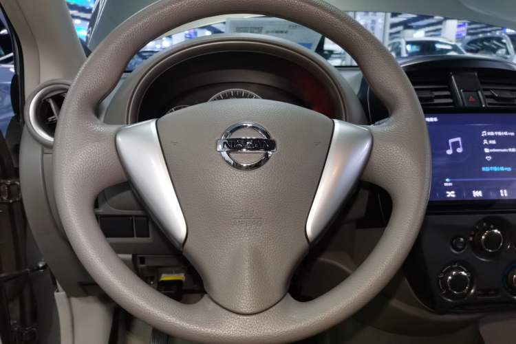 Used Nissan Sunny 2016 1.5XE CVT Leading Edition Steering Wheel