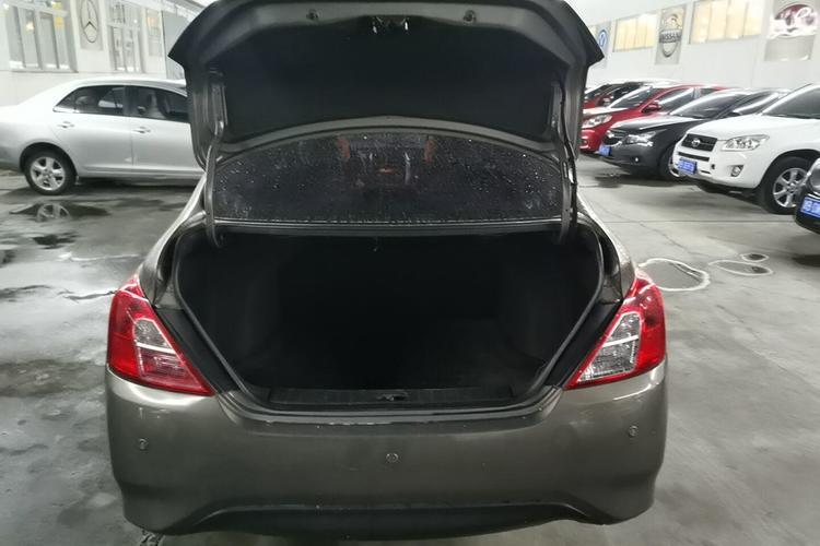 Used Nissan Sunny 2016 1.5XE Manual Leading Edition Trunk