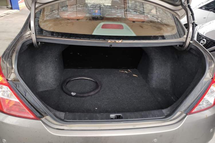 Used Nissan Sunny 2016 1.5XE CVT Leading Edition Trunk