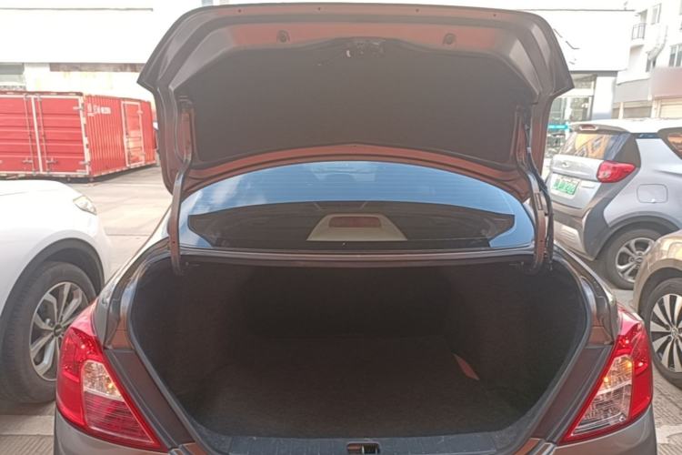 Used Nissan Sunny 2016 1.5XE CVT Leading Edition Trunk