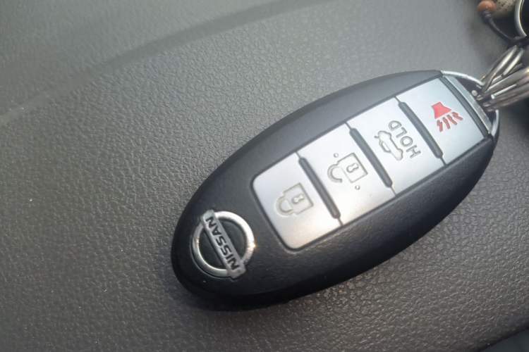 Used Nissan Sunny 2016 1.5XE Manual Leading Edition Vehicle Key
