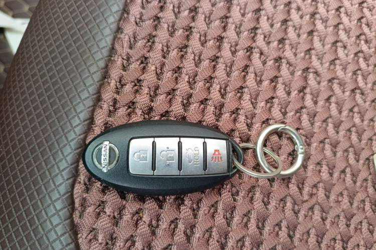Used Nissan Sunny 2016 1.5XE CVT Leading Edition Vehicle Key