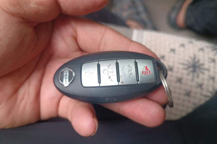Used Nissan Sunny 2016 1.5XE CVT Leading Edition Vehicle Key