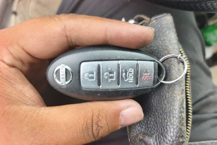 Used Nissan Sunny 2016 1.5XE CVT Leading Edition Vehicle Key