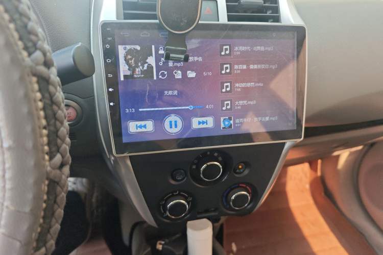 Used Nissan Sunny 2016 1.5XE CVT Leading Edition Audio And AC Panel