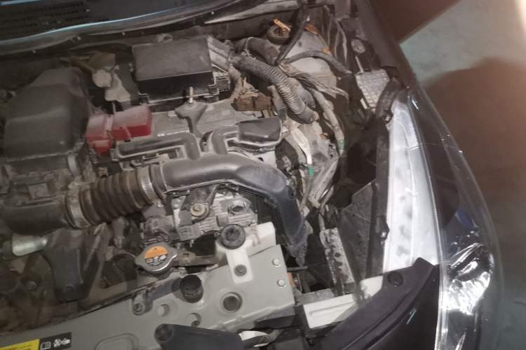 Used Nissan Sunny 2016 1.5XE CVT Leading Edition Engine Bay Left