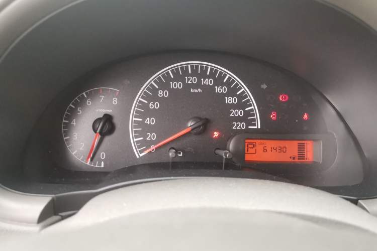 Used Nissan Sunny 2016 1.5XE CVT Leading Edition Instrument Cluster