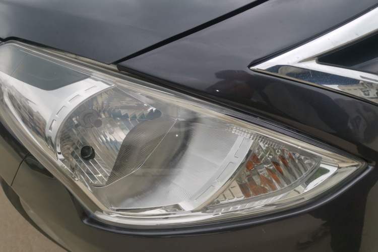 Used Nissan Sunny 2016 1.5XE CVT Leading Edition Right Front Headlight