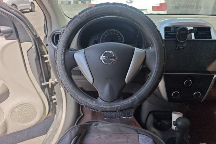 Used Nissan Sunny 2016 1.5XE CVT Leading Edition Steering Wheel