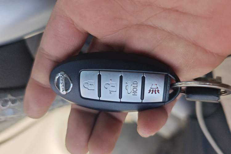Used Nissan Sunny 2016 1.5XE CVT Leading Edition Vehicle Key