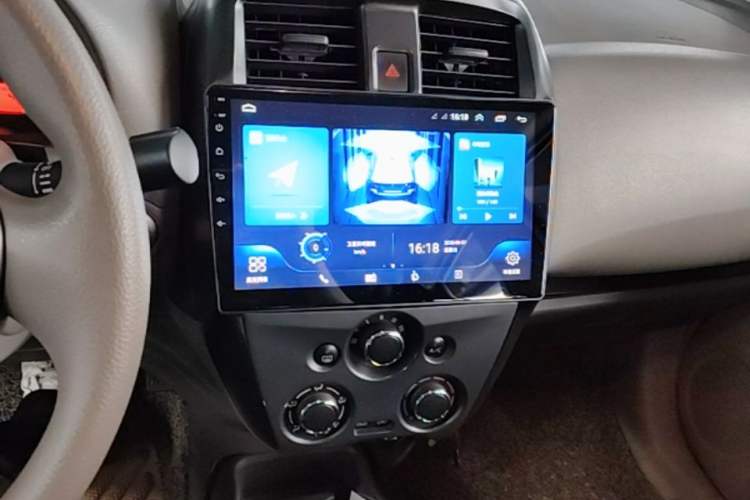 Used Nissan Sunny 2016 1.5XE CVT Leading Edition Audio And AC Panel