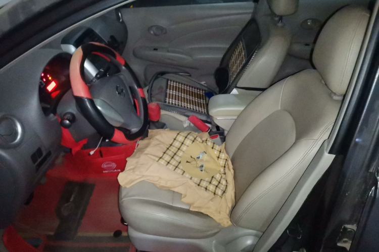 Used Nissan Sunny 2016 1.5XE Manual Leading Edition Driver Seat