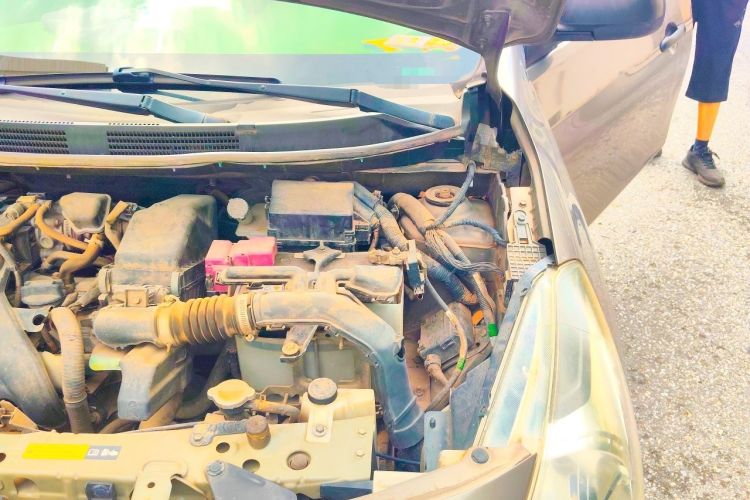 Used Nissan Sunny 2016 1.5XE Manual Leading Edition Engine Bay Left