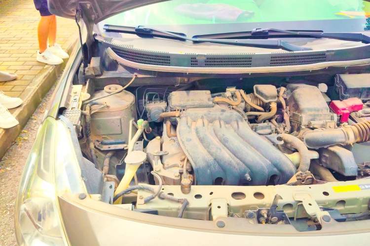 Used Nissan Sunny 2016 1.5XE Manual Leading Edition Engine Bay Right