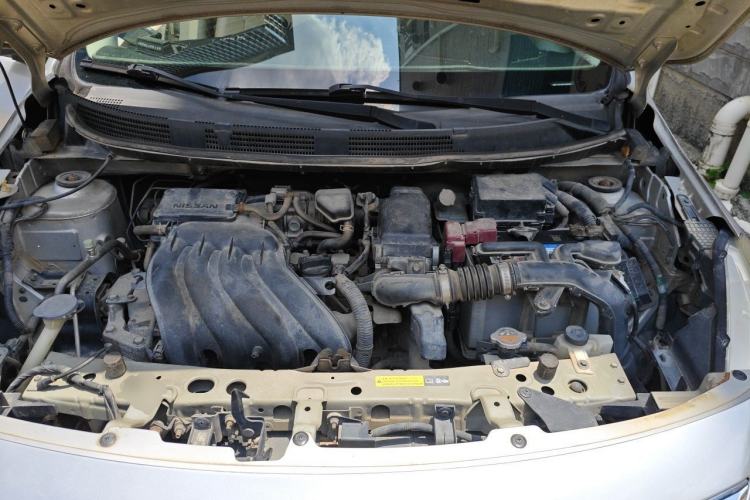 Used Nissan Sunny 2016 1.5XE Manual Leading Edition Engine Bay