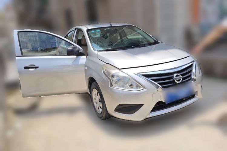 Used Nissan Sunny 2016 1.5XE Manual Leading Edition Front Right 45 Deg