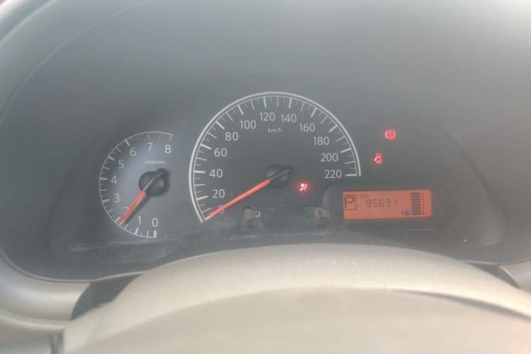 Used Nissan Sunny 2016 1.5XE CVT Leading Edition Instrument Cluster