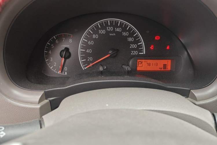 Used Nissan Sunny 2016 1.5XE CVT Leading Edition Instrument Cluster