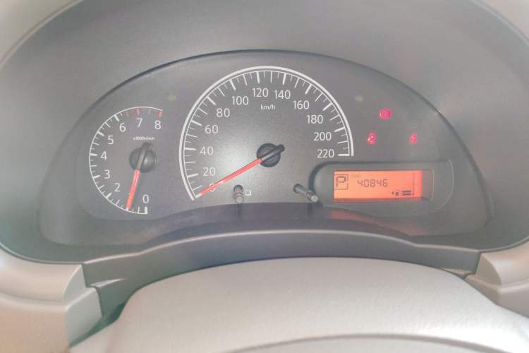 Used Nissan Sunny 2016 1.5XE CVT Leading Edition Instrument Cluster