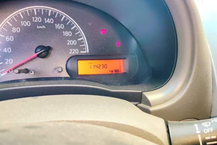 Used Nissan Sunny 2016 1.5XE Manual Leading Edition Odometer Close Up