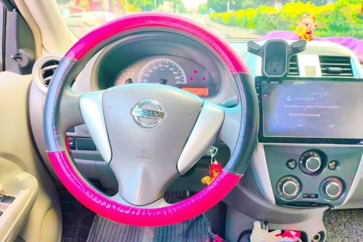 Used Nissan Sunny 2016 1.5XE Manual Leading Edition Steering Wheel