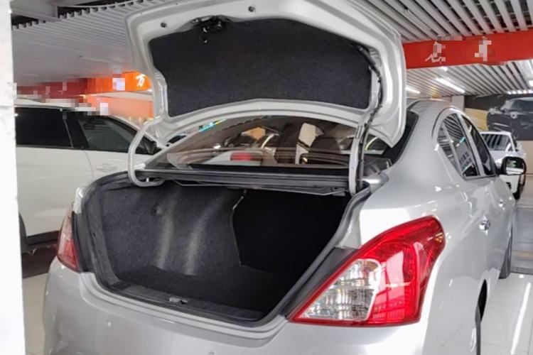 Used Nissan Sunny 2016 1.5XE CVT Leading Edition Trunk