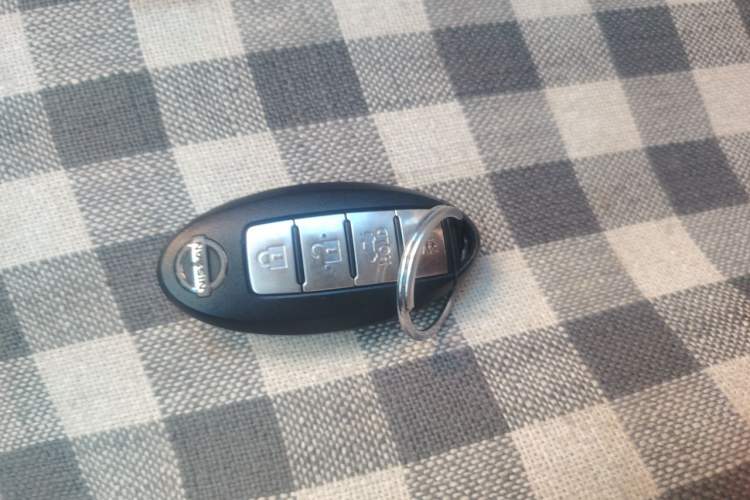 Used Nissan Sunny 2016 1.5XE CVT Leading Edition Vehicle Key