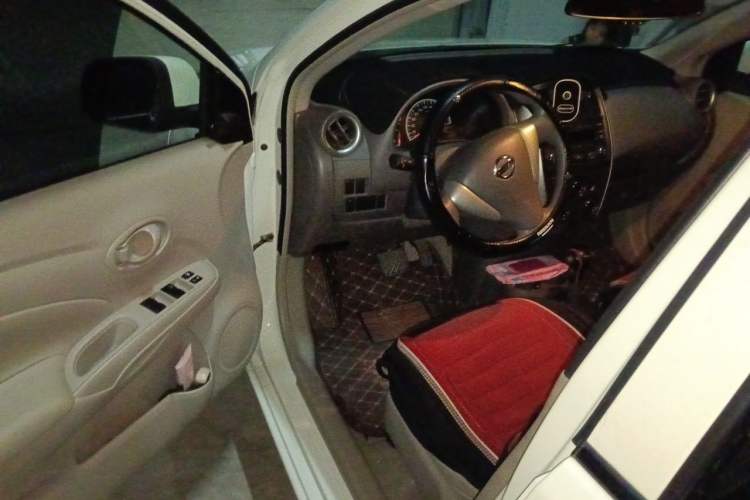 Used Nissan Sunny 2016 1.5XE CVT Leading Edition Driver Seat