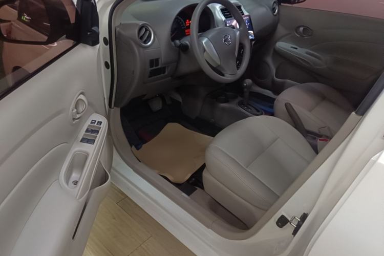 Used Nissan Sunny 2016 1.5XE CVT Leading Edition Driver Seat