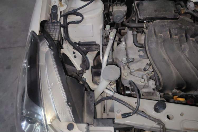Used Nissan Sunny 2016 1.5XE CVT Leading Edition Engine Bay Right